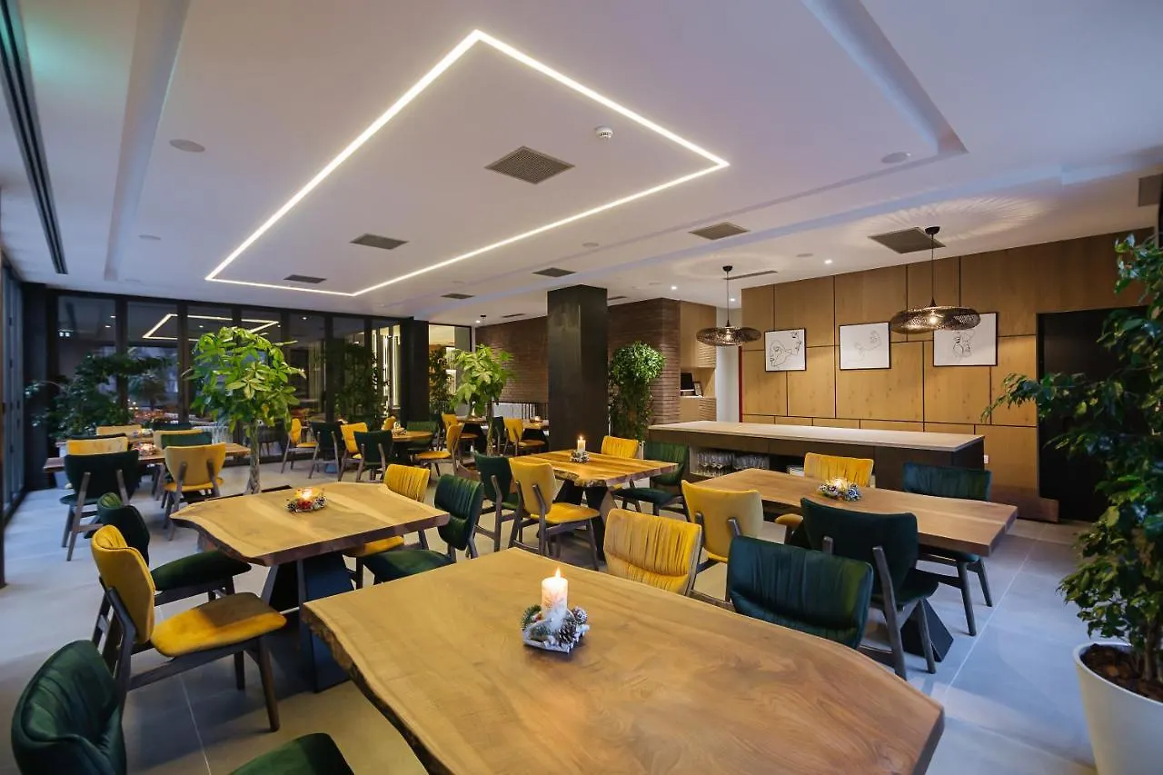 Hotel Park Plazza Korce